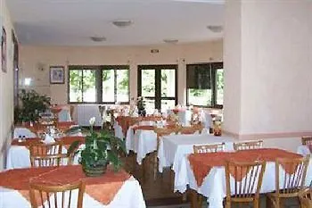 Logis Du Lavedan Отель
